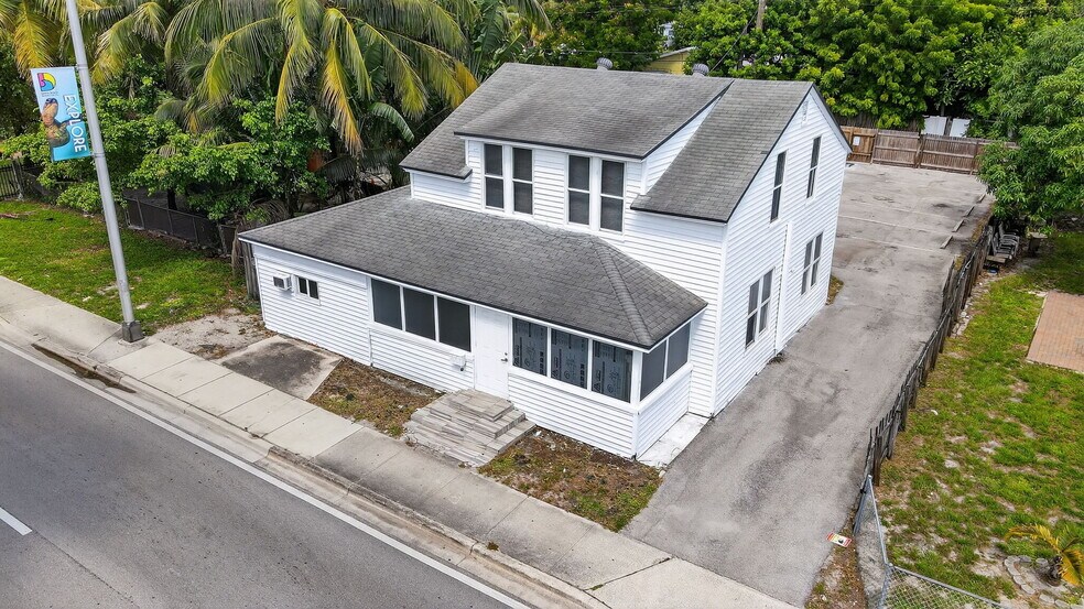 Primary Photo Of 220 SW 16th St, Dania Beach Office Residential For Sale