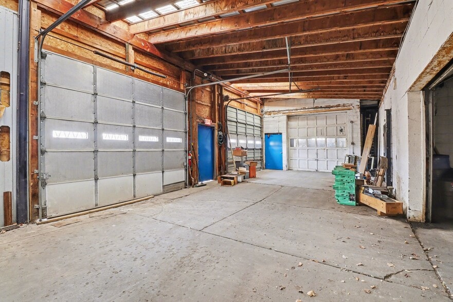 More Photos Of 20210 Sherwood St, Detroit Warehouse For Sale