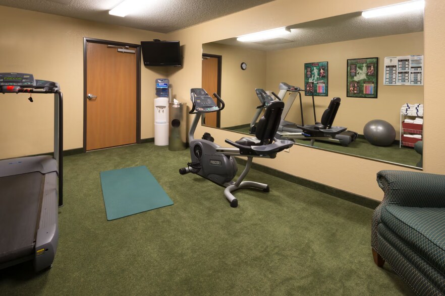 More Photos Of 700 Highway 51, Minocqua Hotel For Sale