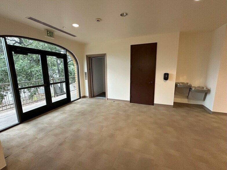 More Photos Of 10275 N De Anza Blvd, Cupertino Medical For Lease