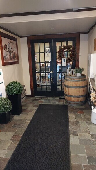 More Photos Of 135 Westboro Rd, North Grafton Storefront For Sale