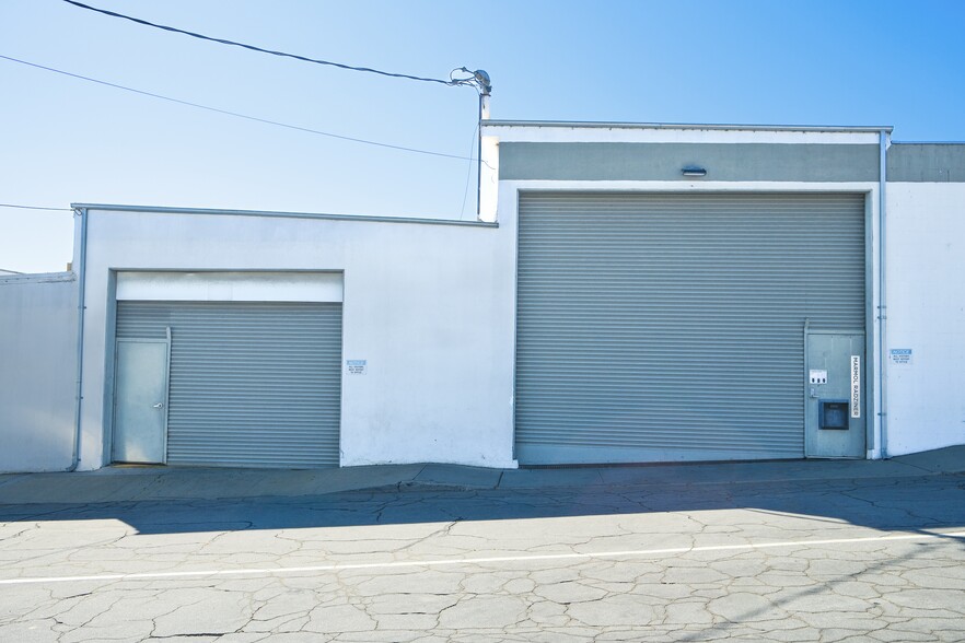 More Photos Of 1142 E Grand Ave, El Segundo Manufacturing For Lease