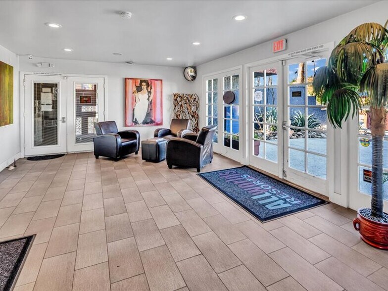 More Photos Of 535 S Warm Sands Dr, Palm Springs Hotel For Sale