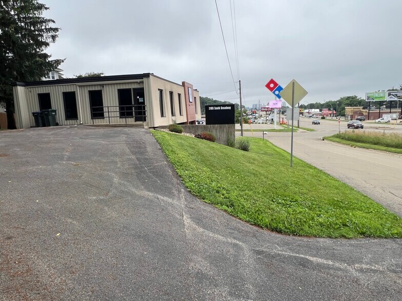 More Photos Of 2109 S Broadway, Rochester Office For Sale
