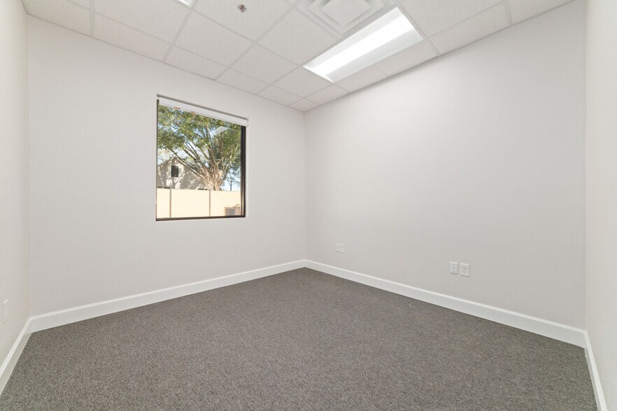 More Photos Of 18747 Mueschke Rd, Cypress Office For Lease