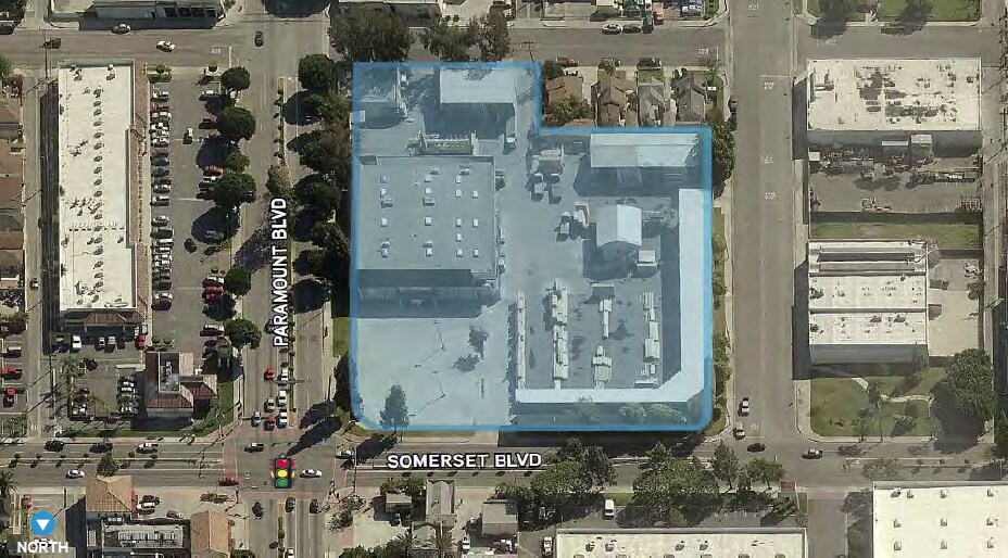 Primary Photo Of 15101 Paramount Blvd, Paramount Freestanding For Sale