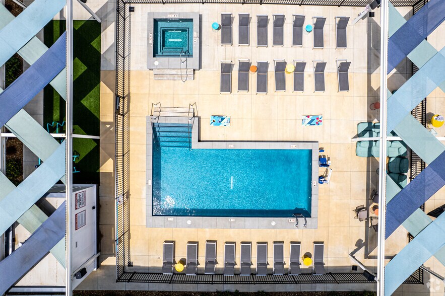 More Photos Of 1401 W 23rd St, Lawrence Apartments For Lease