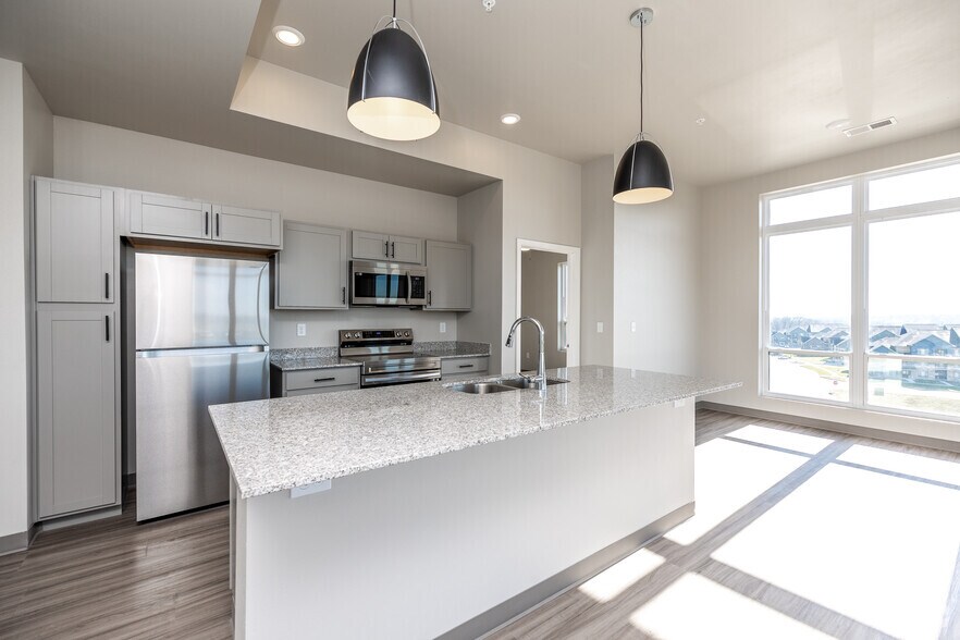 More Photos Of 1111 Parkside St, Tiffin Apartments For Lease