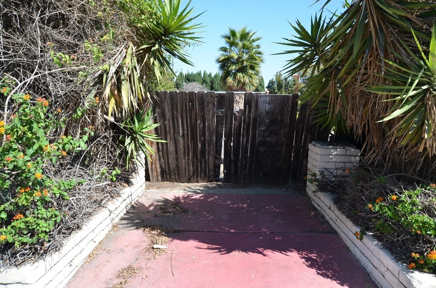More Photos Of 5619 Ball Rd, Cypress Land For Sale
