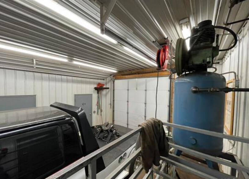 More Photos Of 100 Axle Dr, Caspian Service For Sale