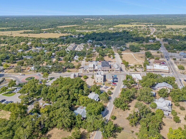 More Photos Of 923 Main St, Liberty Hill Convenience Store For Sale