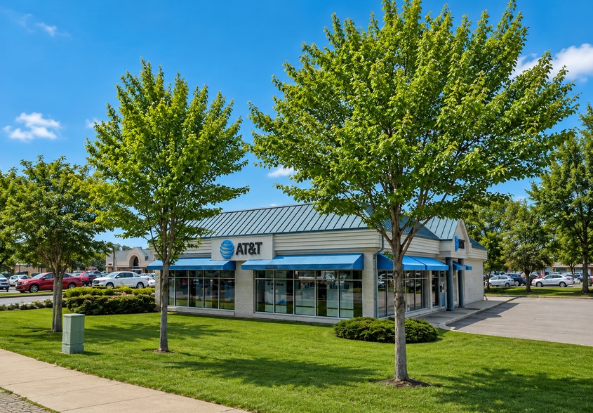 Primary Photo Of 6673 Dixie Hwy, Independence Township Storefront For Lease