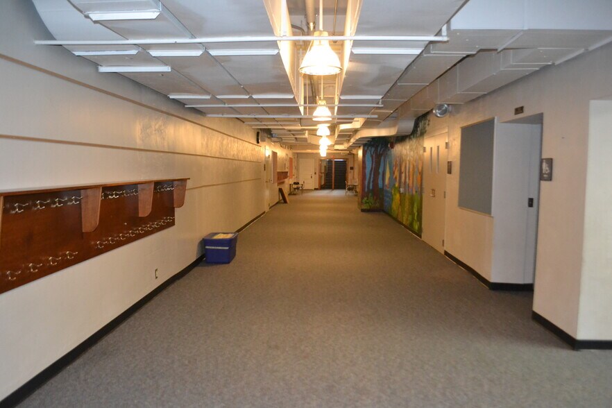 More Photos Of 500 N 4th Ave, Wausau Specialty For Sale