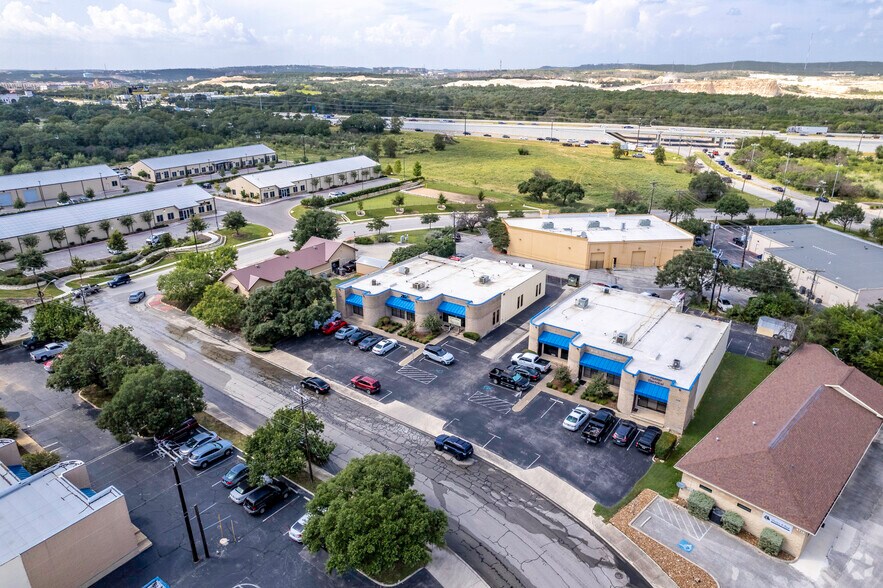 More Photos Of 4710 Shavano Oak, San Antonio Office For Lease