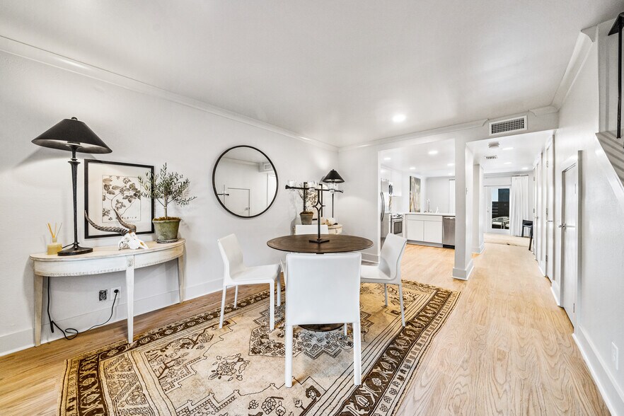 More Photos Of 3655 Old Shell Rd, Mobile Apartments For Sale