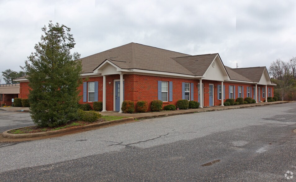 Primary Photo Of 1234 Commerce Dr, Auburn Office For Lease