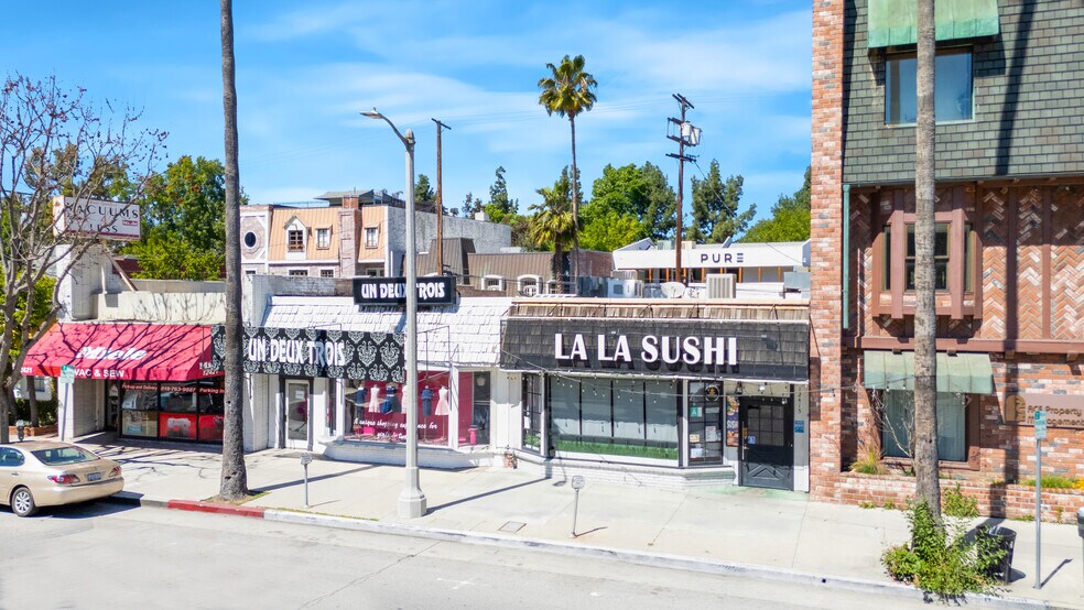 Primary Photo Of 12415 Ventura Blvd, Studio City Restaurant For Sale