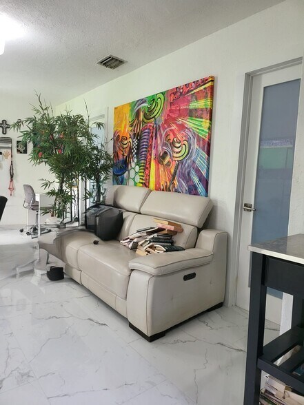 More Photos Of 210 NE 110th St, Miami Multifamily For Sale