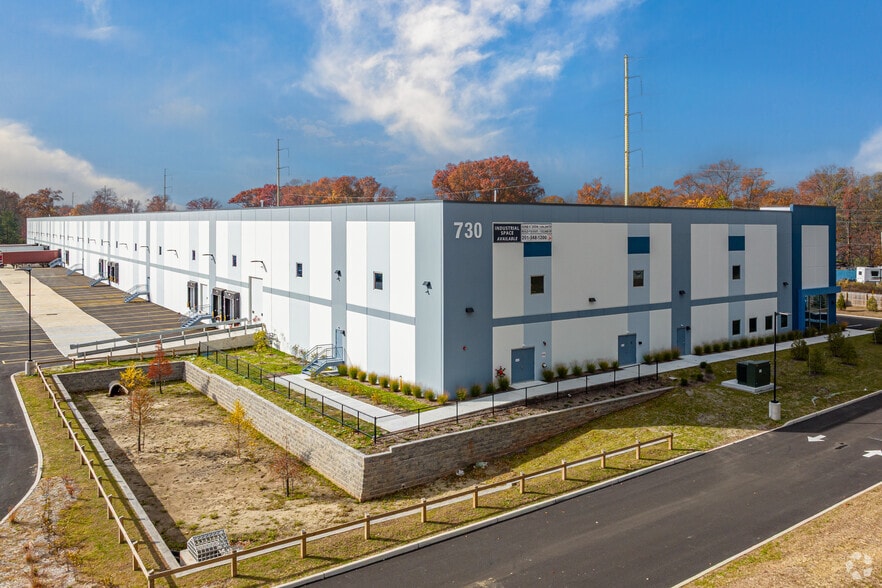 More Photos Of 730 Walnut Ave, Cranford Warehouse For Lease