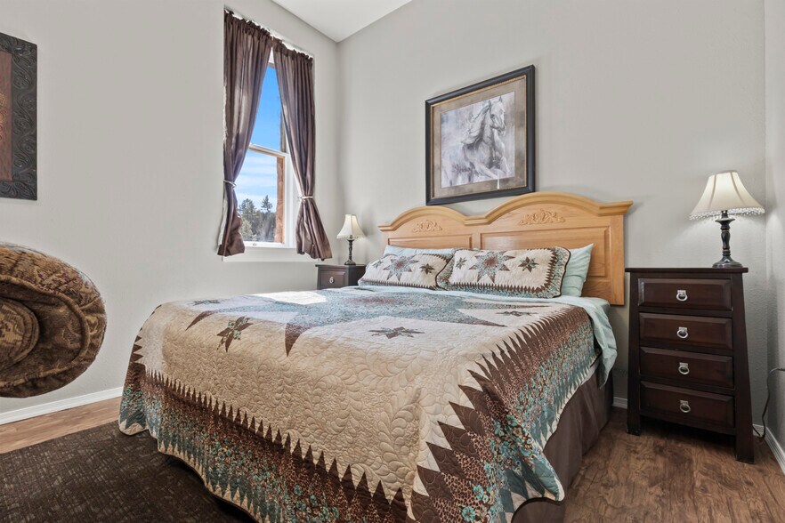 More Photos Of 603 N River St, Hot Springs Hotel For Sale