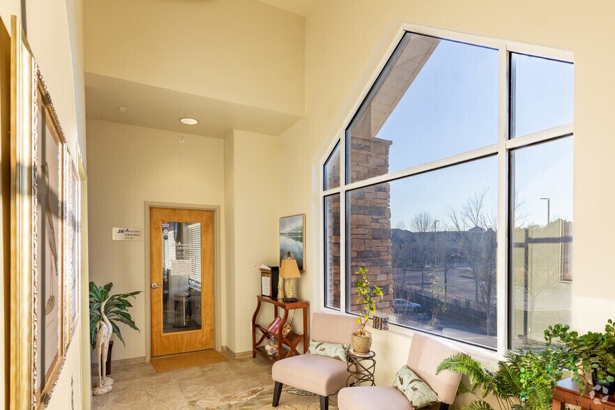 More Photos Of 1138 Satellite Blvd, Suwanee Unknown For Lease