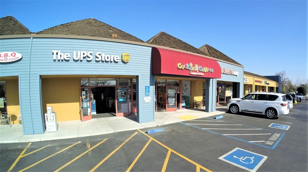 More Photos Of 4750 Almaden Expy, San Jose Storefront For Lease