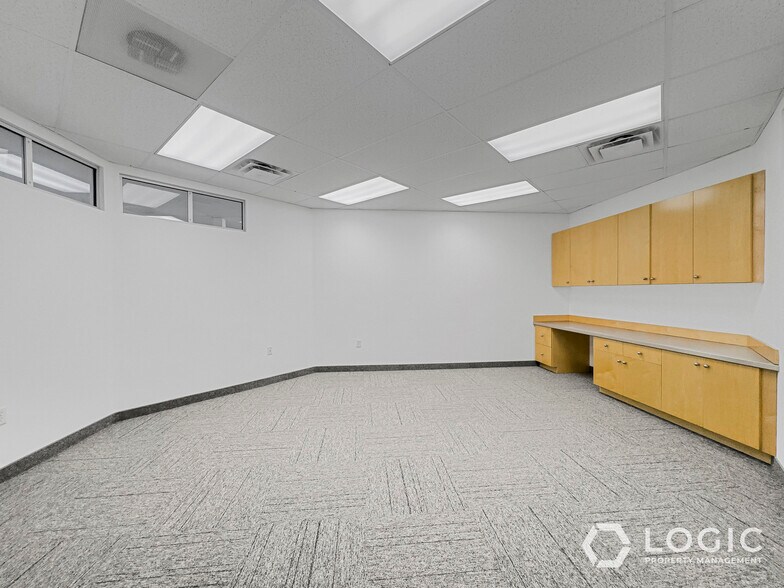 More Photos Of 629 E Quality Dr, American Fork Office Residential For Lease