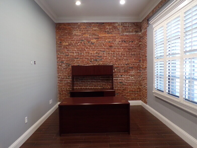 More Photos Of 902 S Florida Ave, Lakeland Office For Lease