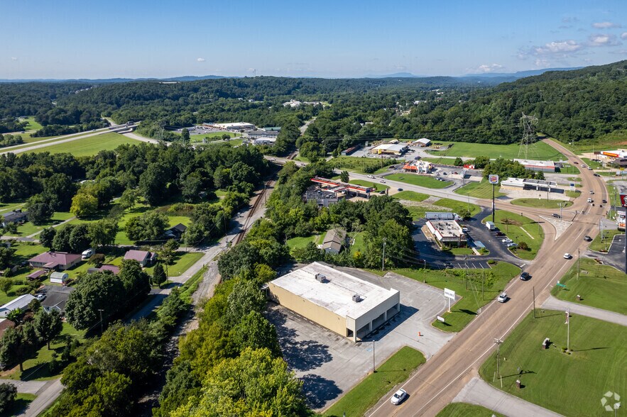 More Photos Of 10188 Dayton Pike, Soddy Daisy Light Manufacturing For Lease