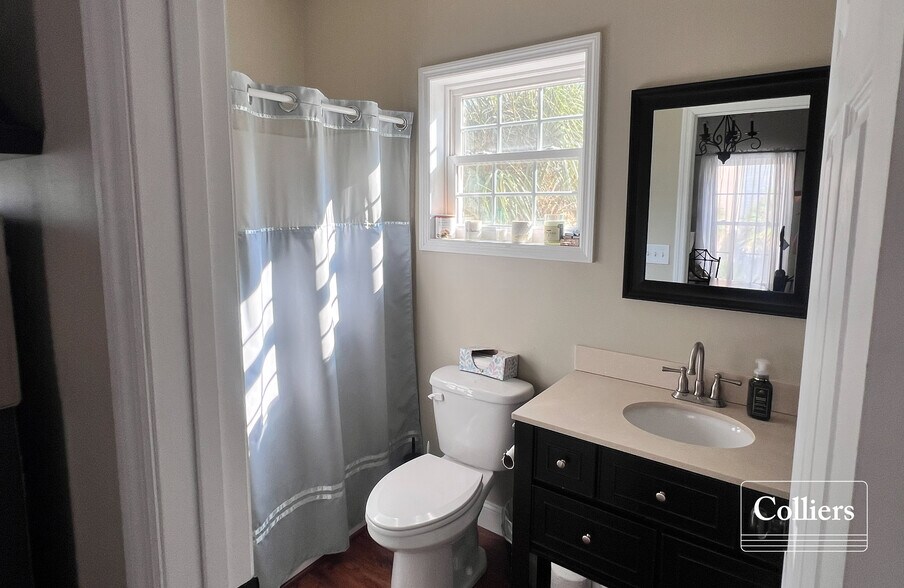 More Photos Of 235 Huger St, Charleston Storefront Retail Office For Sale