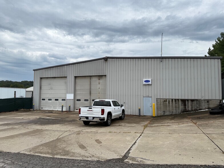 Primary Photo Of 119 Elizabeth Pike, Mineral Wells Industrial For Lease