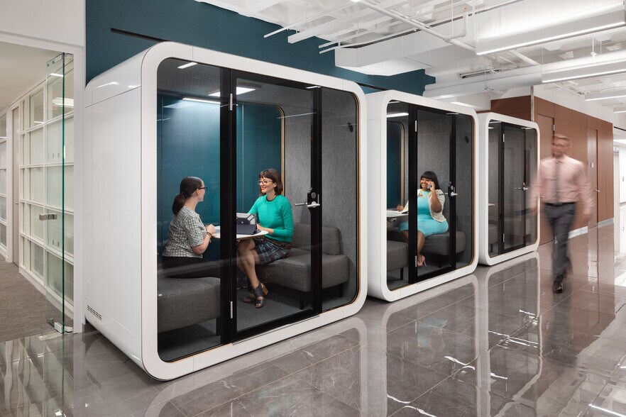 More Photos Of 1120 Avenue of the Americas, New York Office For Sale
