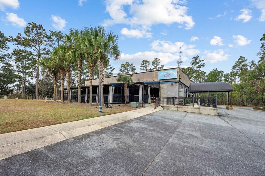 More Photos Of 1405 Gornto Rd, Valdosta Restaurant For Sale