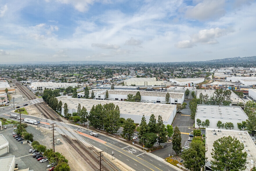More Photos Of 9142-9160 Norwalk Blvd, Santa Fe Springs Distribution For Lease