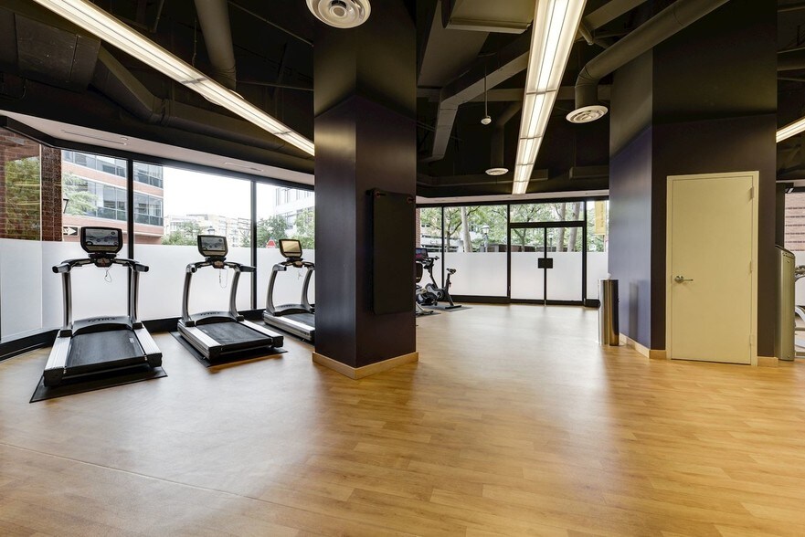 More Photos Of 1800 Diagonal Rd, Alexandria Coworking Space