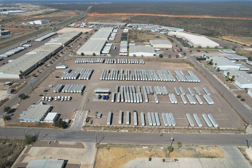 More Photos Of 18702 Metropolitan Rd, Laredo Land For Lease