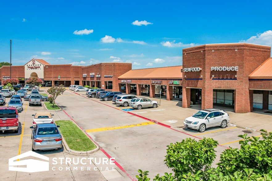 More Photos Of 2505-2525 E Arkansas Ln, Arlington Freestanding For Sale