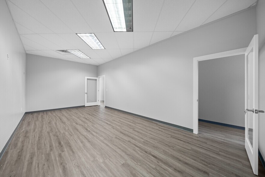 More Photos Of 1803 Airport Rd, Hot Springs General Retail For Lease