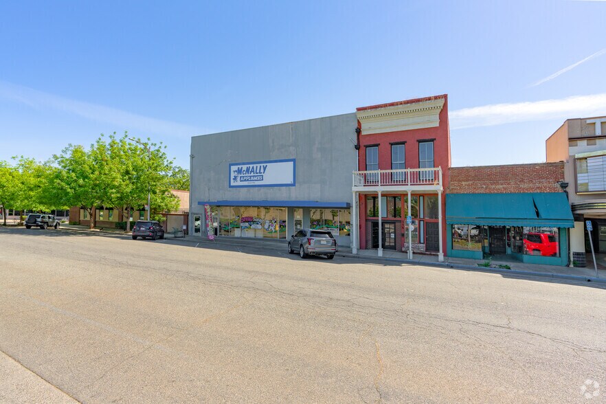 More Photos Of 119 D St, Marysville Storefront Retail Office For Sale