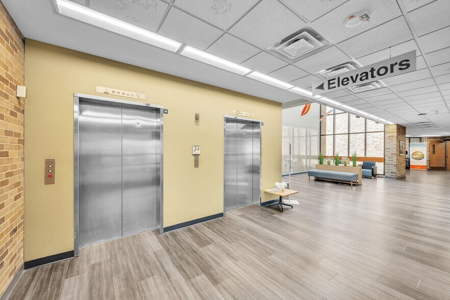 More Photos Of 1717 Shaffer St, Kalamazoo Medical For Lease