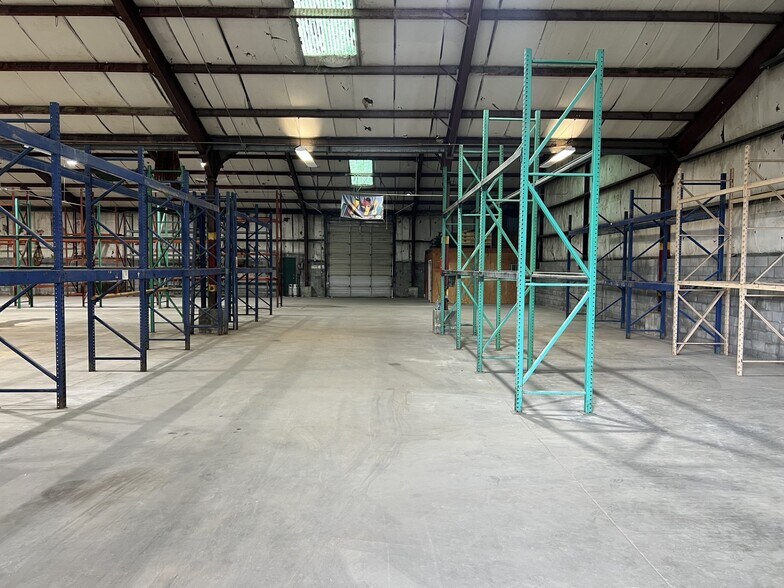 More Photos Of 496-544 E Industrial Way, Macon-Bibb Warehouse For Lease