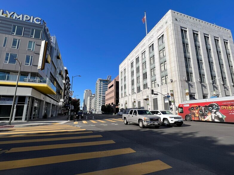 More Photos Of 1040-1050 S Olive St, Los Angeles General Retail For Sale