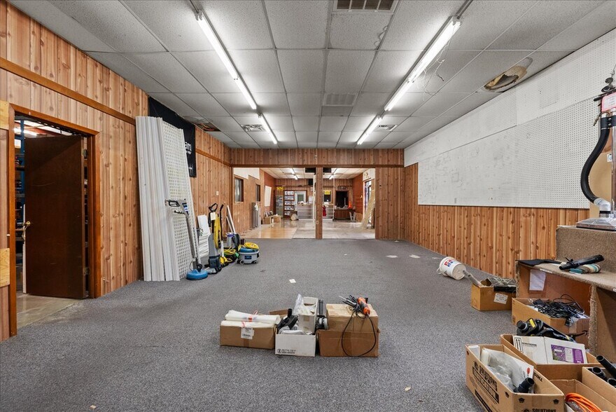 More Photos Of 3700 Reveille St, Houston Freestanding For Lease