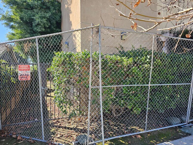 More Photos Of 1700 S Garey Ave, Pomona Freestanding For Sale