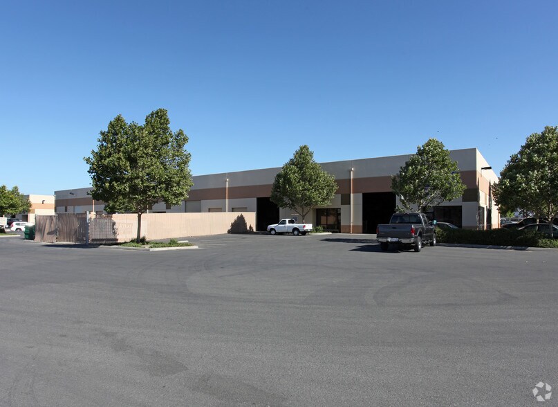 More Photos Of 6945 Power Inn Rd, Sacramento Warehouse For Lease