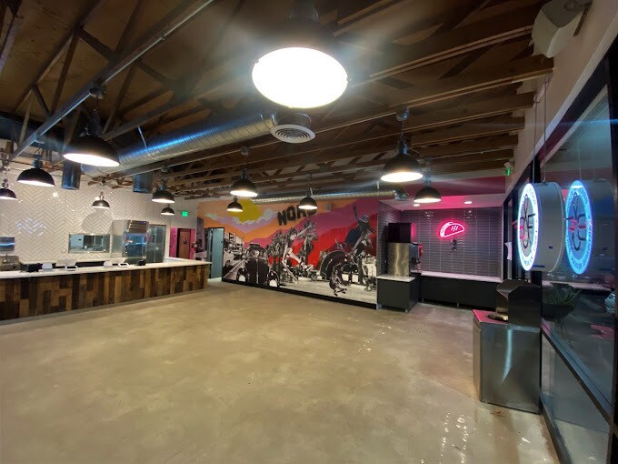 More Photos Of 12900-12906 Victory Blvd, North Hollywood Unknown For Lease