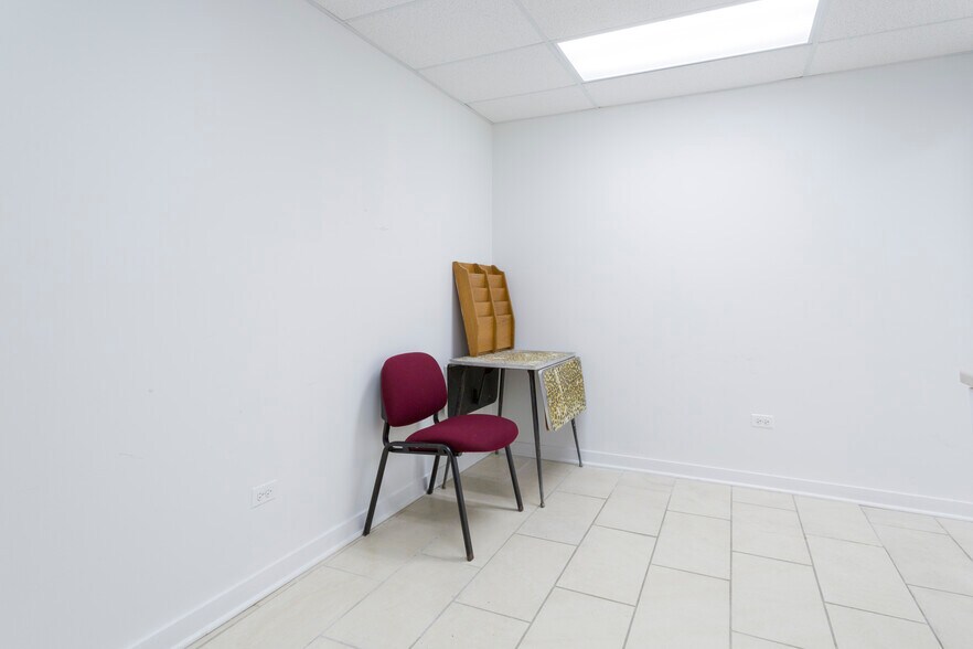 More Photos Of 1835 N 19th Ave, Melrose Park Medical For Lease