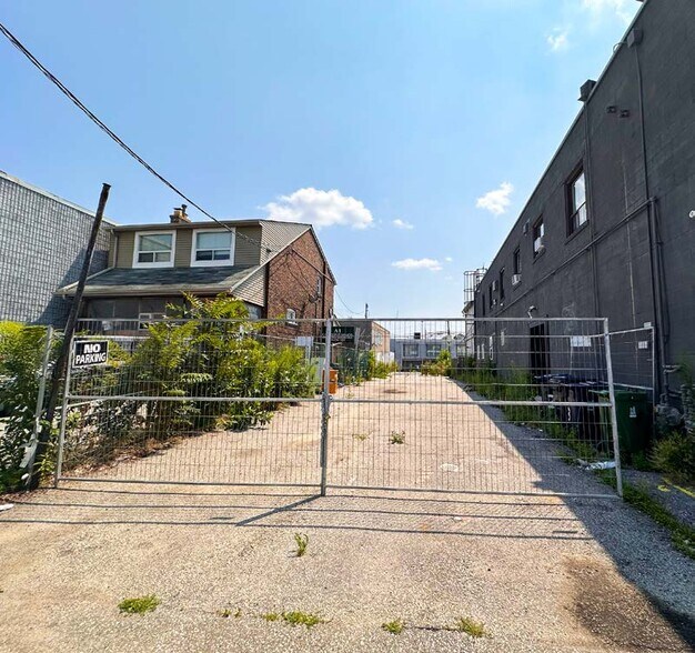 More Photos Of 2451 St Clair Av W, Toronto Land For Sale