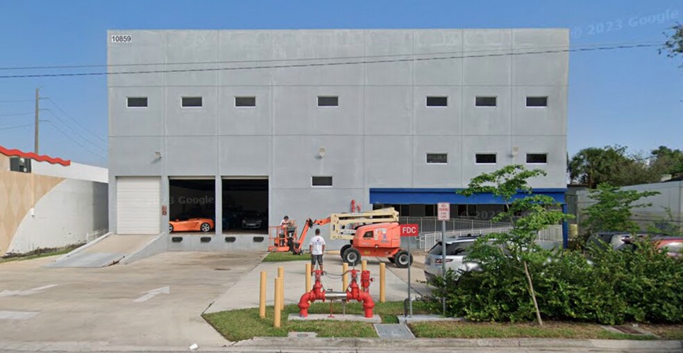 Primary Photo Of 10859 NW 21st St, Doral Warehouse For Lease