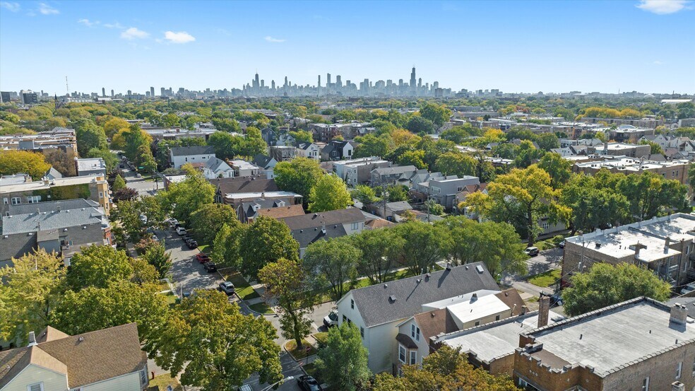 More Photos Of 3501 W Palmer St, Chicago Apartments For Sale